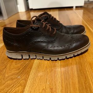 Cole Haan ZERØGRAND Wingtip Oxfords, Dark Brown Size 9 Men’s. Like New Condition